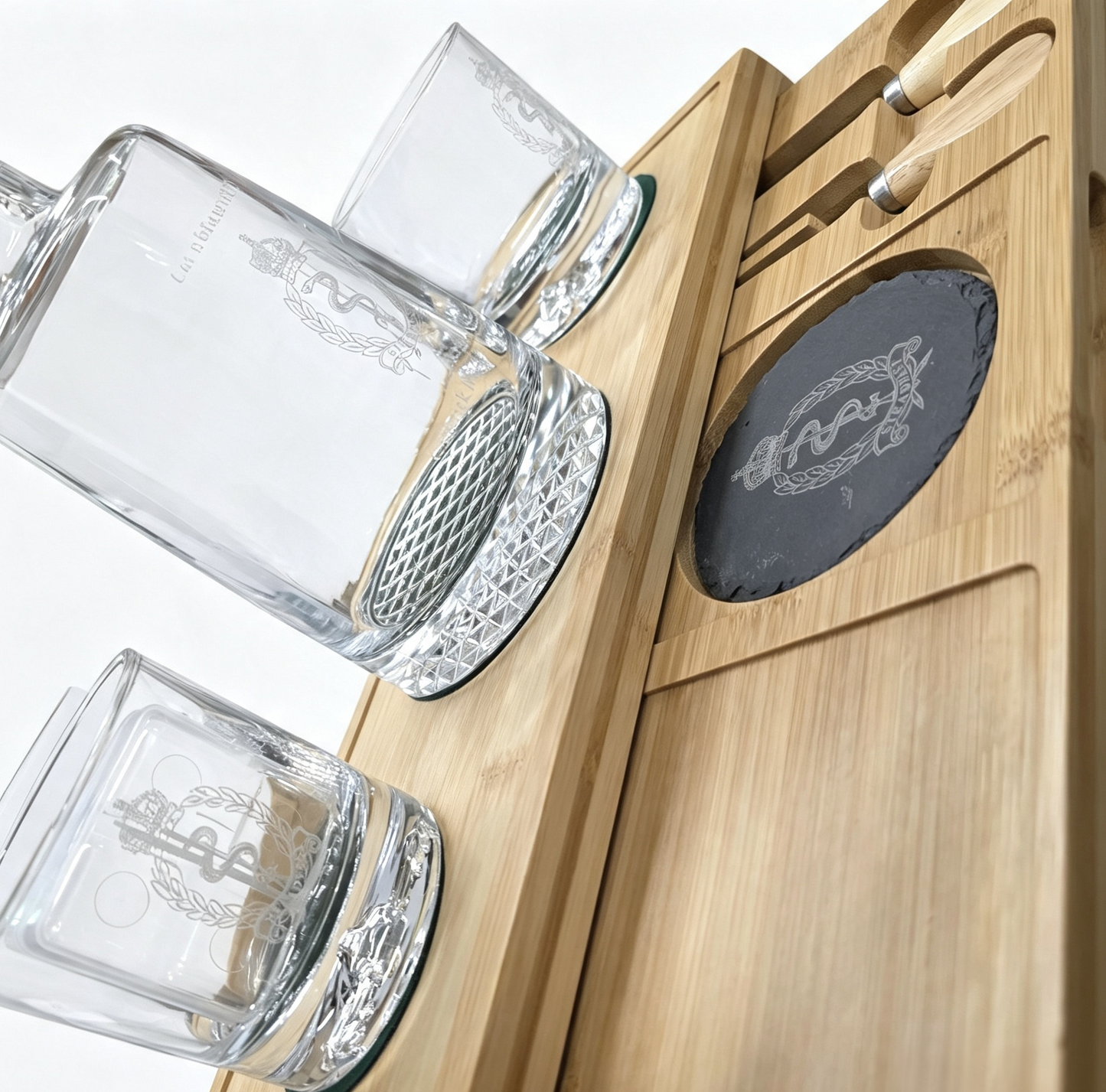 STAG DECANTER SERVING SET